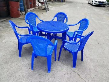 塑料桌子，塑料圓桌，塑料圓桌價格